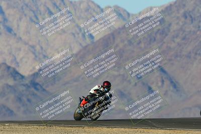 media/Dec-18-2022-SoCal Trackdays (Sun) [[8099a50955]]/Turn 10 (140pm)/